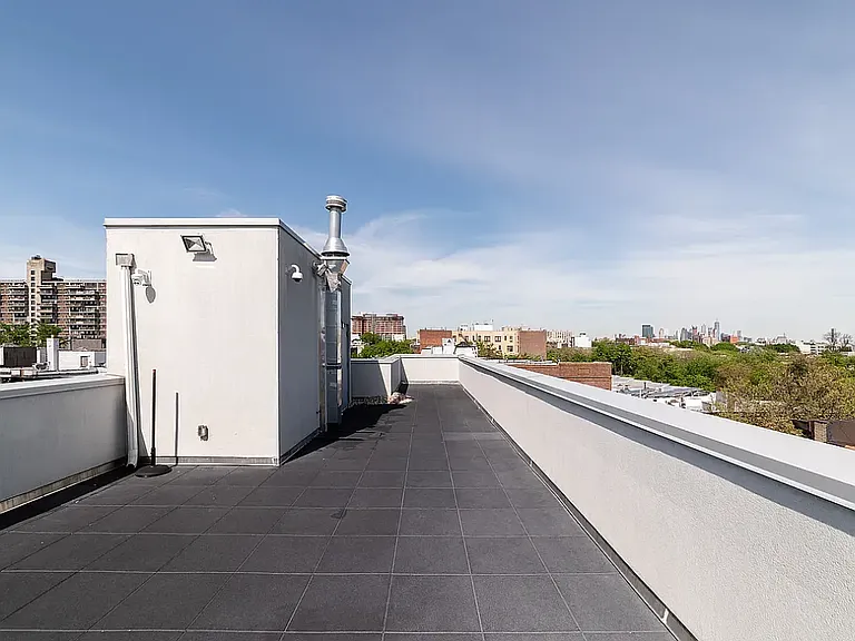 309 New York Ave #3F — Photo 10
