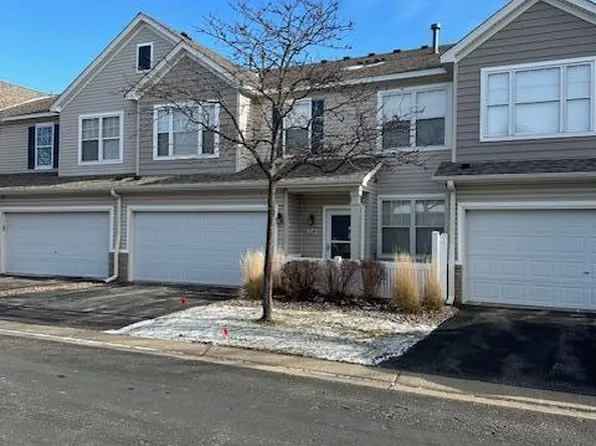 1514 Liberty Cir, Shakopee, MN 55379