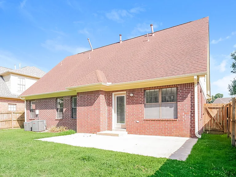 7896 Jills Creek Dr — Photo 17