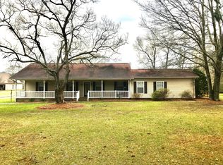 40 Joe Reyer Rd, Poplarville, MS 39470