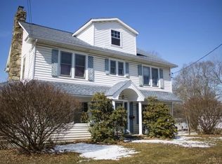43 Hooper Rd, Endwell, NY 13760