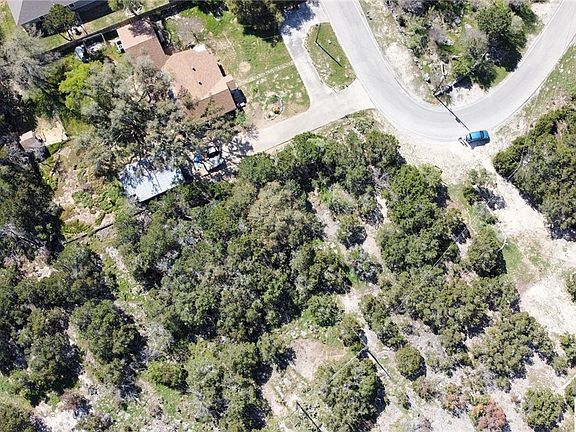 3rd image of 1881 Canyon Lake Dr
