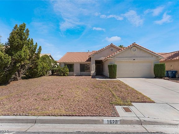3rd image of 1620 Yellowwood Dr