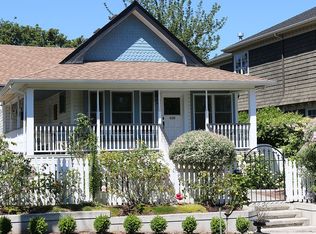 3807 20th Ave SW, Seattle, WA 98106