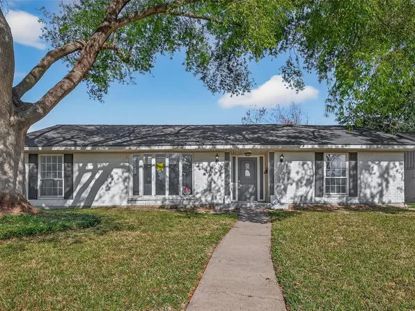 5674 Hazen St, Houston, TX 77081