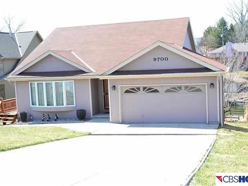 1st image of 9700 Clubhouse Cir