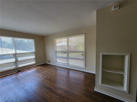 5th image of 1597 Gilston Ct