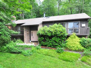 172 Bentley Cir, Goshen, CT 06756