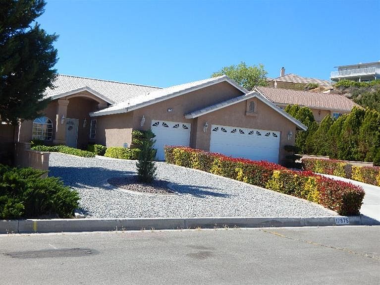 2nd image of 17875 Portside Ln
