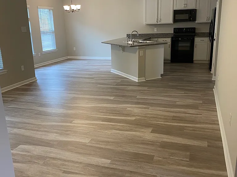 39050 Fairfield Dr — Photo 7