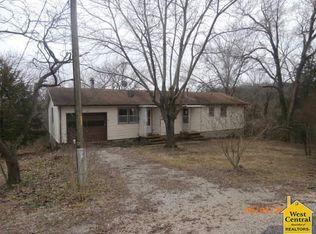 109 Indian Cir, Hermitage, MO 65668