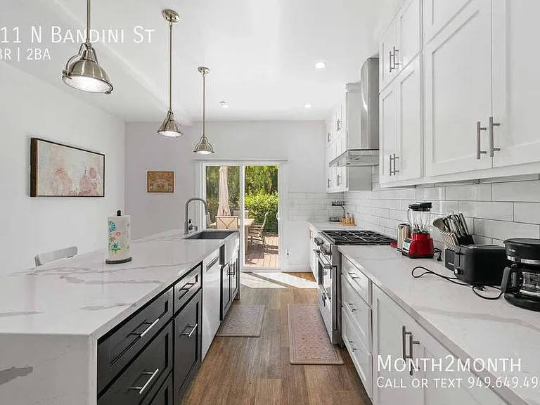 711 N Bandini St — Photo 19