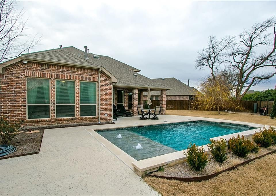 1st image of 1795 Eagle Crest Dr