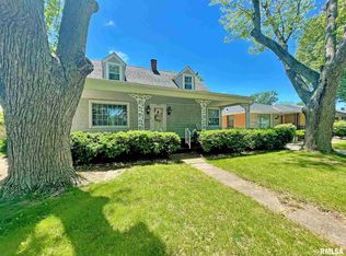 2710 W Wendarm Ct, Peoria, IL 61604