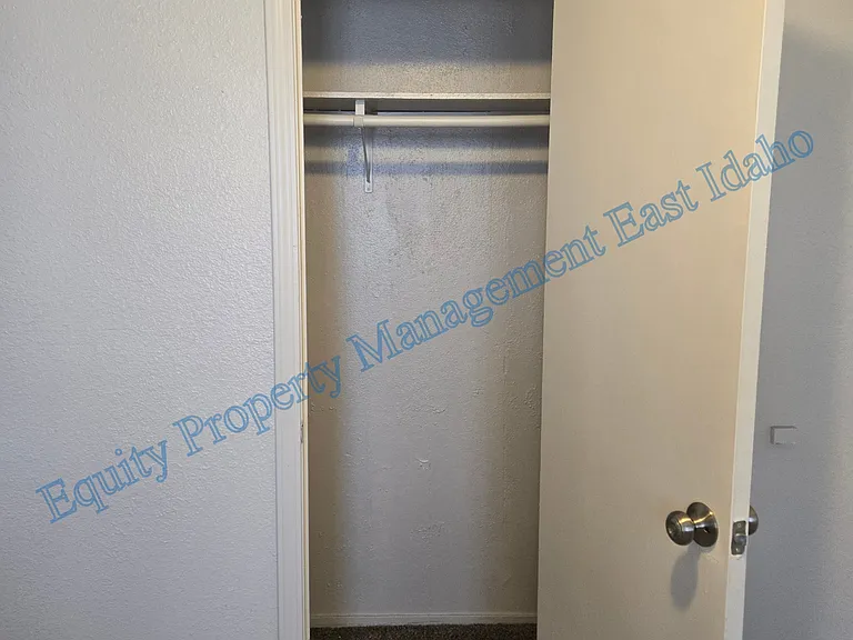 815 E Clark St #3 — Photo 1