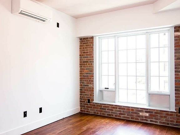 5th image of 19 Brooklyn Ave #4C