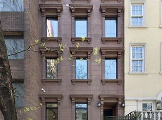 244 E 48th St #1, New York, NY 10017