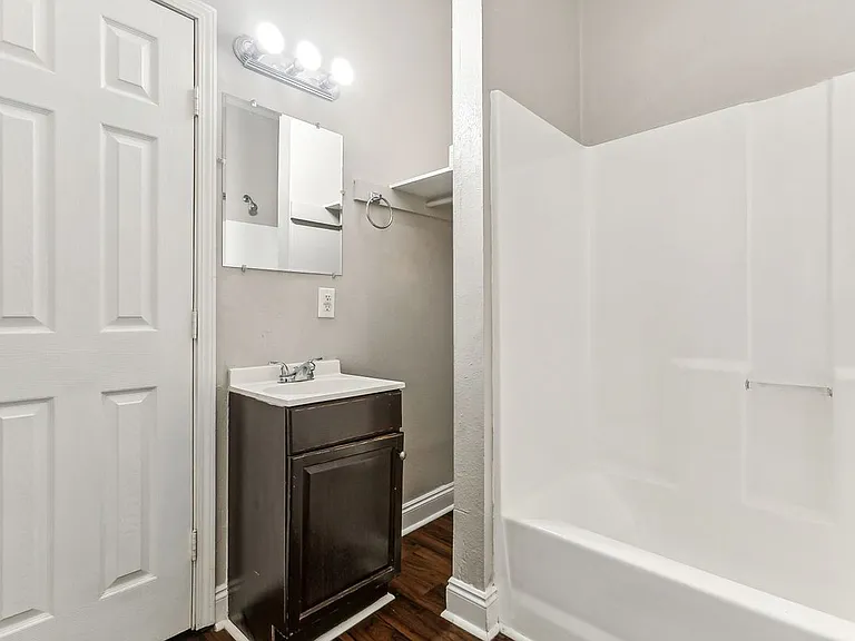 2562 N Galvez St — Photo 15