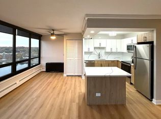 Rock River Tower, Rockford, IL 61103