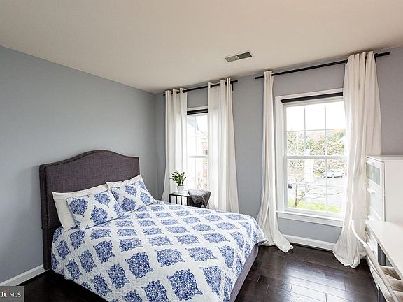 3rd image of 14106 Blue Ash Way