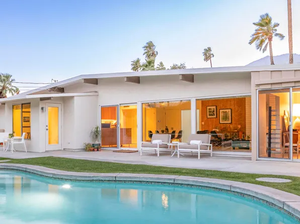 218 N Orchid Tree Ln, Palm Springs, CA 92262