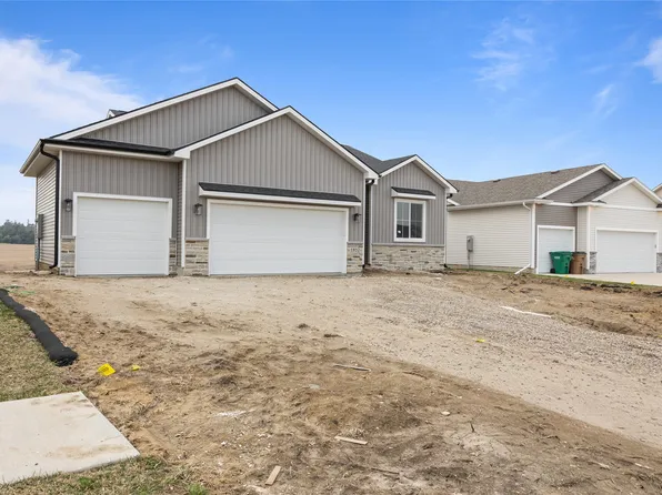 1852 Tuscany Dr SE, Altoona, IA 50009