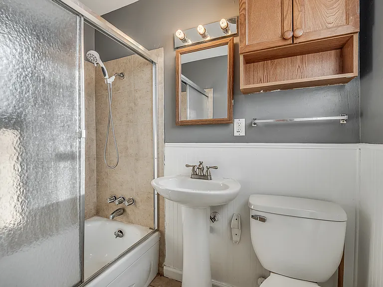 2520 SW 68th St — Photo 30