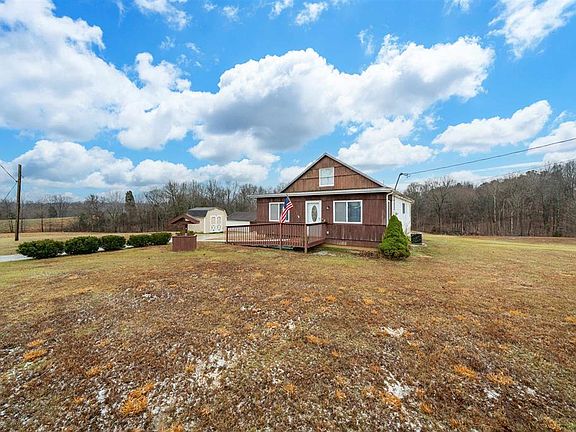 5th image of 4043 Happy Hollow Rd