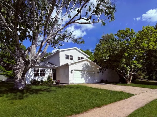 1816 Sadler Dr, Champaign, IL 61821