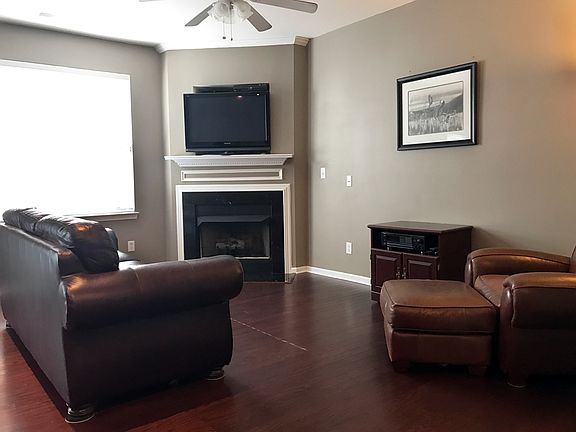 3rd image of 10983 Princeton Village Dr