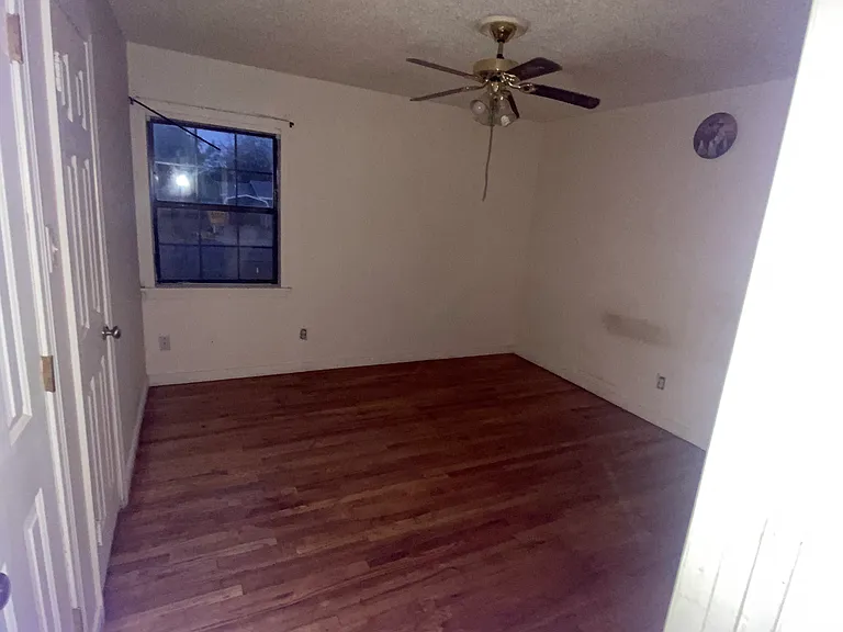 3725 Avenue V — Photo 12