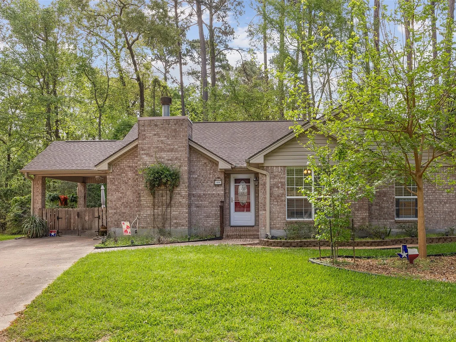 3 bed, 2.0 bath, 1353 sqft, $1,850 — Photo 4