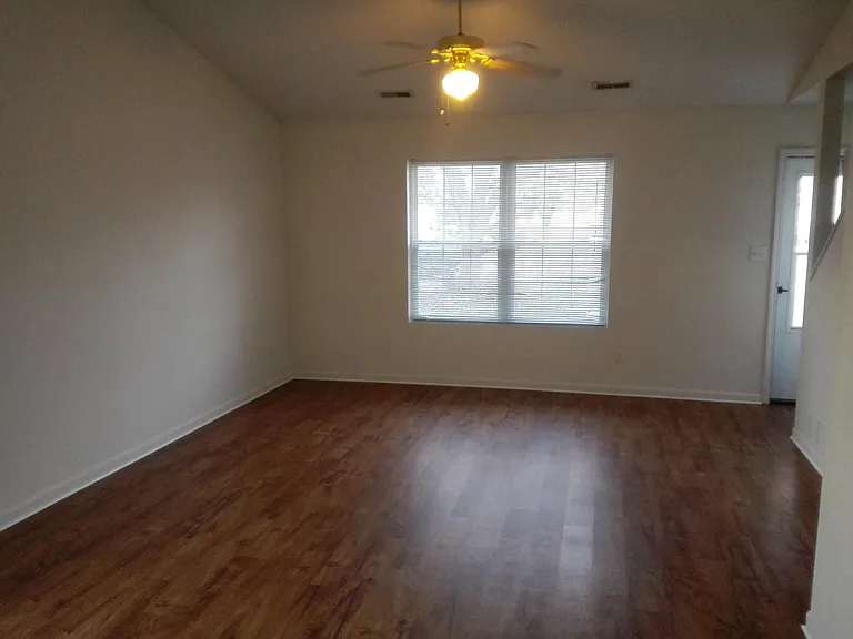 3520 Marquis Ct — Photo 2