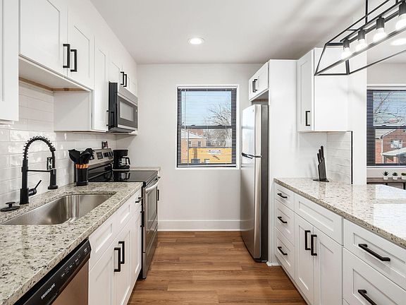 2nd image of 1656 E Livingston Ave #10