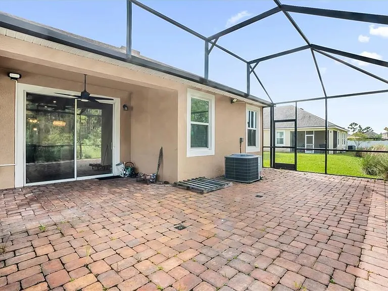 2444 Varenna Loop — Photo 23