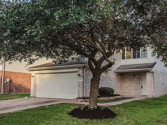 2nd image of 3706 Bent Springs Ln