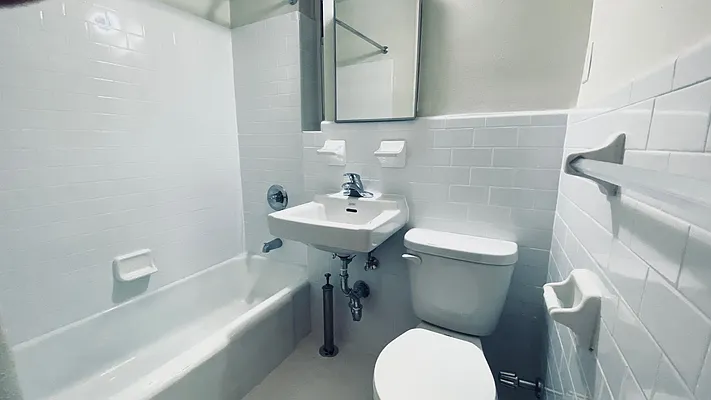 Rented by Compass | media 5