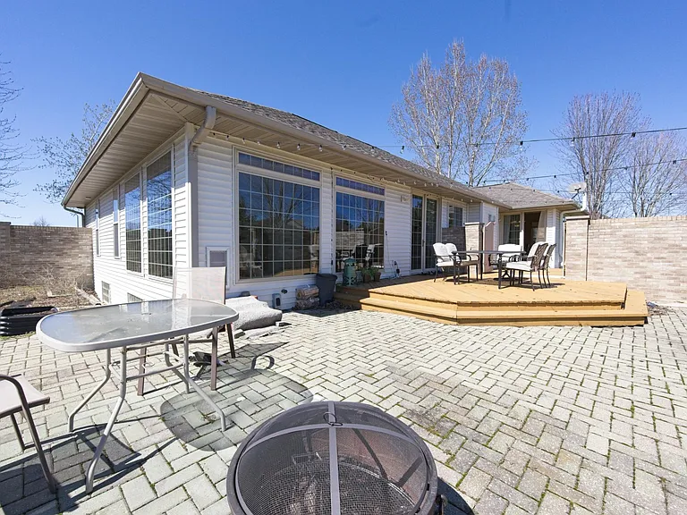 1805 Red Tail Dr — Photo 33