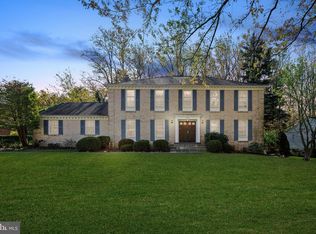 6200 Charnwood Dr, Rockville, MD 20852
