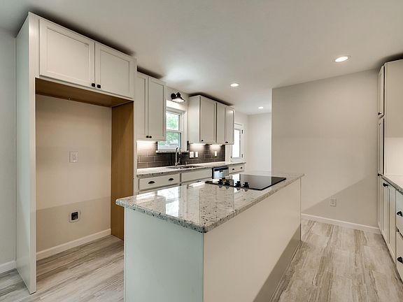 2nd image of 303 N Anna Dr