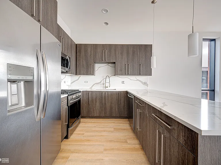 3114 N Ridgeway Ave #306 — Photo 2