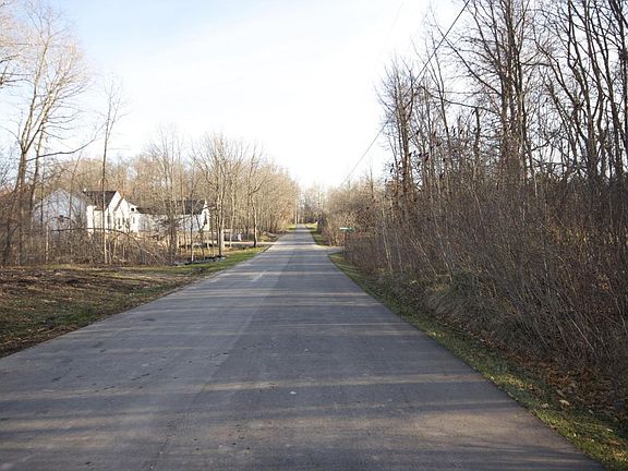 4th image of 2661 Blackberry Ln NE