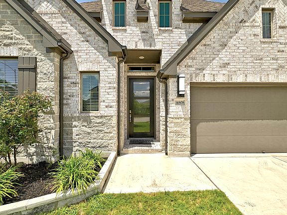 4th image of 14808 Kira Ln