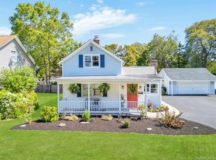 181 Blue Point Ave, Blue Point, NY 11715
