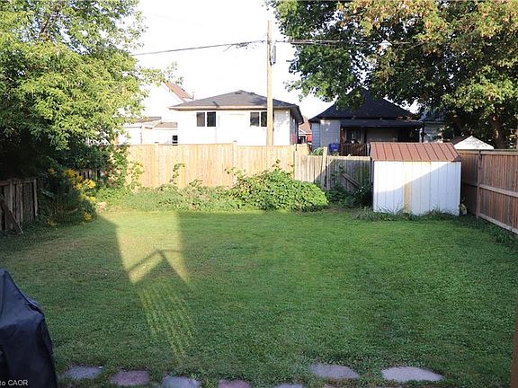 4th image of 348 Weir St N