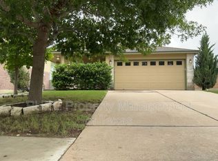 908 Gentry Dr, Leander, TX 78641