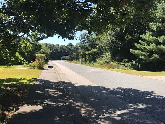 4th image of 106 Haywood Dr