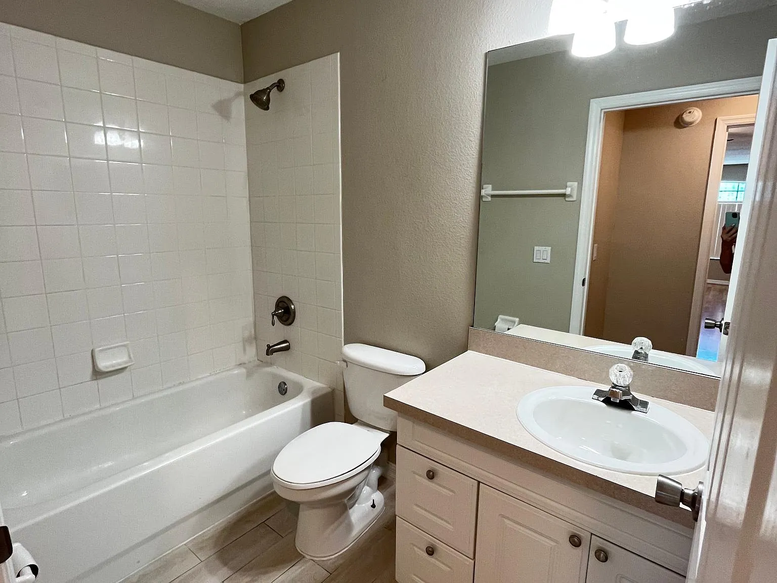 125 Orchid Dr — Photo 4