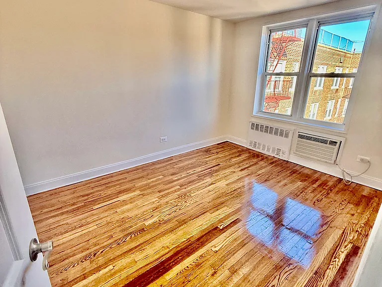 14431 41st Ave #6K — Photo 11