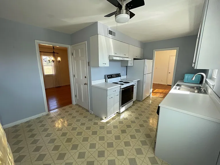 432 Manchester Dr — Photo 7